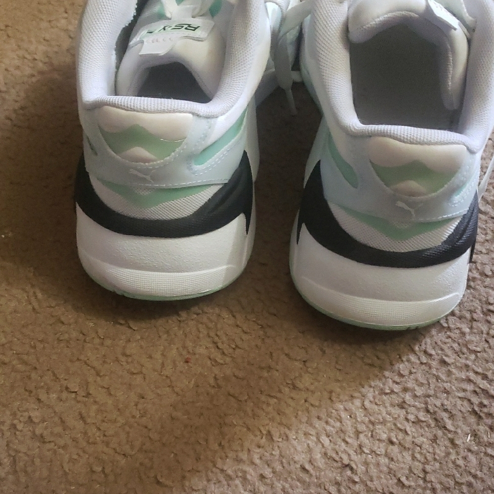 Puma Womens Sneakers in Mint and White - Picture 7 of 8